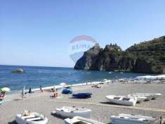 Foto Appartamento in vendita a Sant'Alessio Siculo