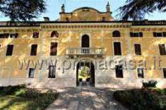 Foto Appartamento in vendita a Sant'Ambrogio Di Valpolicella