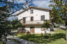 Foto Appartamento in vendita a Sant'Angelo In Pontano