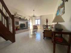 Foto Appartamento in vendita a Santo Stefano di Magra