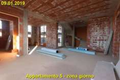 Foto Appartamento in Vendita a Saronno Via Miola