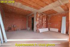 Foto Appartamento in Vendita a Saronno Via Miola