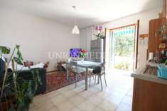 Foto Appartamento in vendita a Sarzana