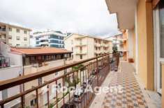 Foto Appartamento in vendita a Sassari - 5 locali 115mq