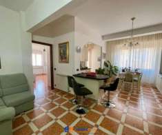 Foto Appartamento in vendita a Savona - 4 locali 89mq
