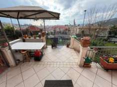 Foto Appartamento in vendita a Savona - 7 locali 189mq