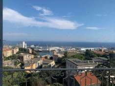 Foto Appartamento in vendita a Savona