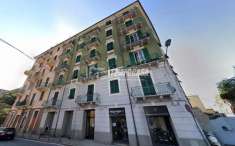 Foto Appartamento in vendita a Savona