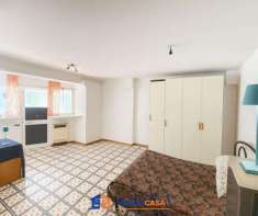 Foto Appartamento in vendita a Savona