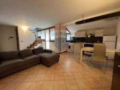 Foto Appartamento in vendita a Scanzorosciate - 3 locali 78mq
