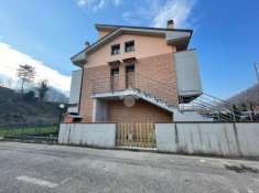 Foto Appartamento in vendita a Scarperia e San Piero