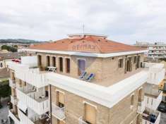 Foto Appartamento in vendita a Senigallia