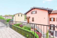 Foto Appartamento in vendita a Senna Comasco