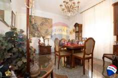 Foto Appartamento in vendita a Serra Ricco' - 8 locali 120mq