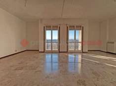 Foto Appartamento in vendita a Sesto Calende