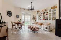 Foto Appartamento in vendita a Sesto Calende