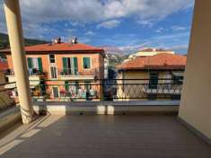Foto Appartamento in vendita a Sestri Levante