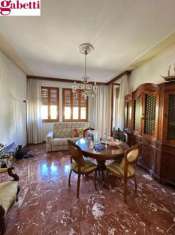 Foto Appartamento in vendita a Siena