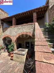 Foto Appartamento in vendita a Siena