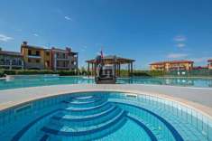 Foto Appartamento in vendita a Sirmione