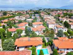 Foto Appartamento in Vendita a Sirmione
