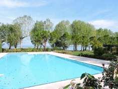 Foto Appartamento in vendita a Sirmione