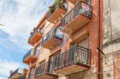 Foto Appartamento in vendita a Sortino - 6 locali 151mq