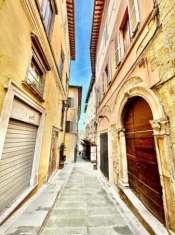 Foto Appartamento in vendita a Spoleto