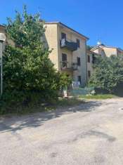 Foto Appartamento in vendita a Spoleto