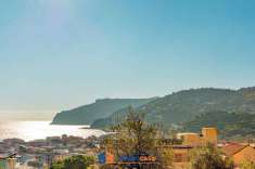 Foto Appartamento in vendita a Spotorno