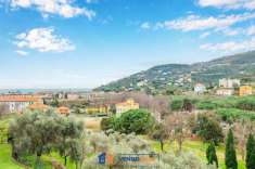 Foto Appartamento in vendita a Spotorno