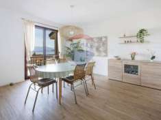 Foto Appartamento in vendita a Stresa