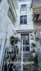 Foto Appartamento in vendita a Striano - 6 locali 300mq