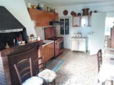 Foto Appartamento in vendita a Tagliacozzo - 7 locali 100mq