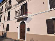 Foto Appartamento in vendita a Tagliacozzo