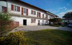 Foto Appartamento in vendita a Taino