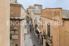 Foto Appartamento in vendita a Taormina