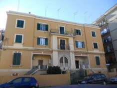 Foto Appartamento in vendita a Taranto - 6 locali 232mq