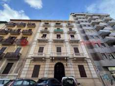 Foto Appartamento in vendita a Taranto - 8 locali 318mq