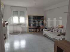 Foto Appartamento in vendita a Taranto