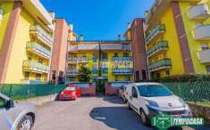 Foto Appartamento in vendita a Tavazzano Con Villavesco