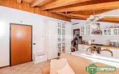 Foto Appartamento in vendita a Tavazzano Con Villavesco