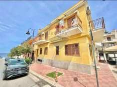Foto Appartamento in vendita a Terrasini - 7 locali 180mq