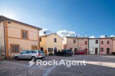 Foto Appartamento in vendita a Terre Roveresche