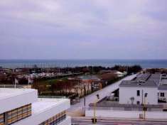 Foto Appartamento in vendita a Tirrenia - Pisa 75 mq  Rif: 1330595