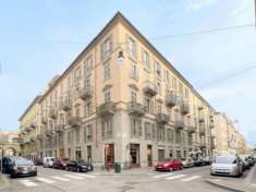 Foto Appartamento in vendita a Torino - 5 locali 155mq