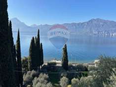 Foto Appartamento in vendita a Torri Del Benaco