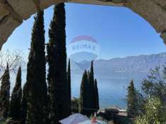 Foto Appartamento in vendita a Torri Del Benaco