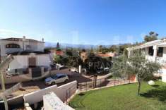 Foto Appartamento in vendita a Tortoli'