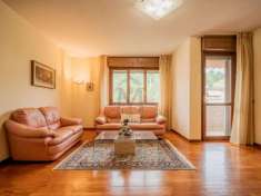 Foto Appartamento in vendita a Traversetolo